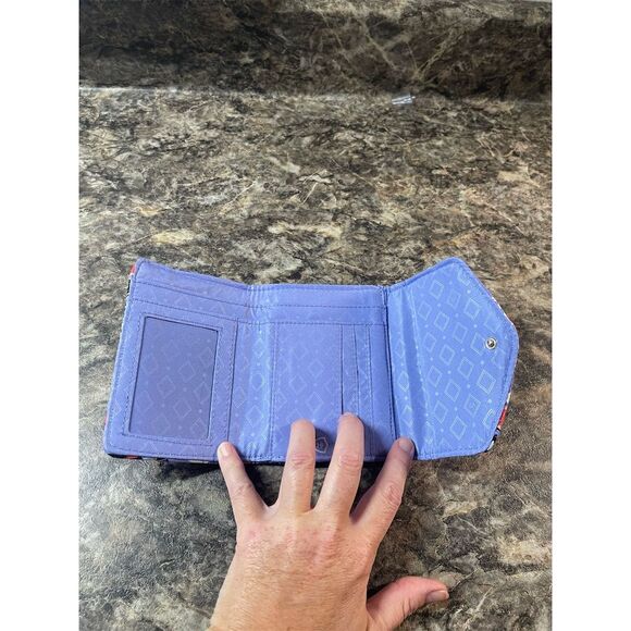 Vera Bradley Women's Purple Mini Trifold Wallet in Mural Garden print NWT - Picture 3 of 4